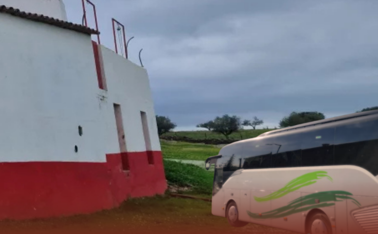 Tertúlias de Azambuja e Vila Franca de Xira em excursão rumo a Mourão